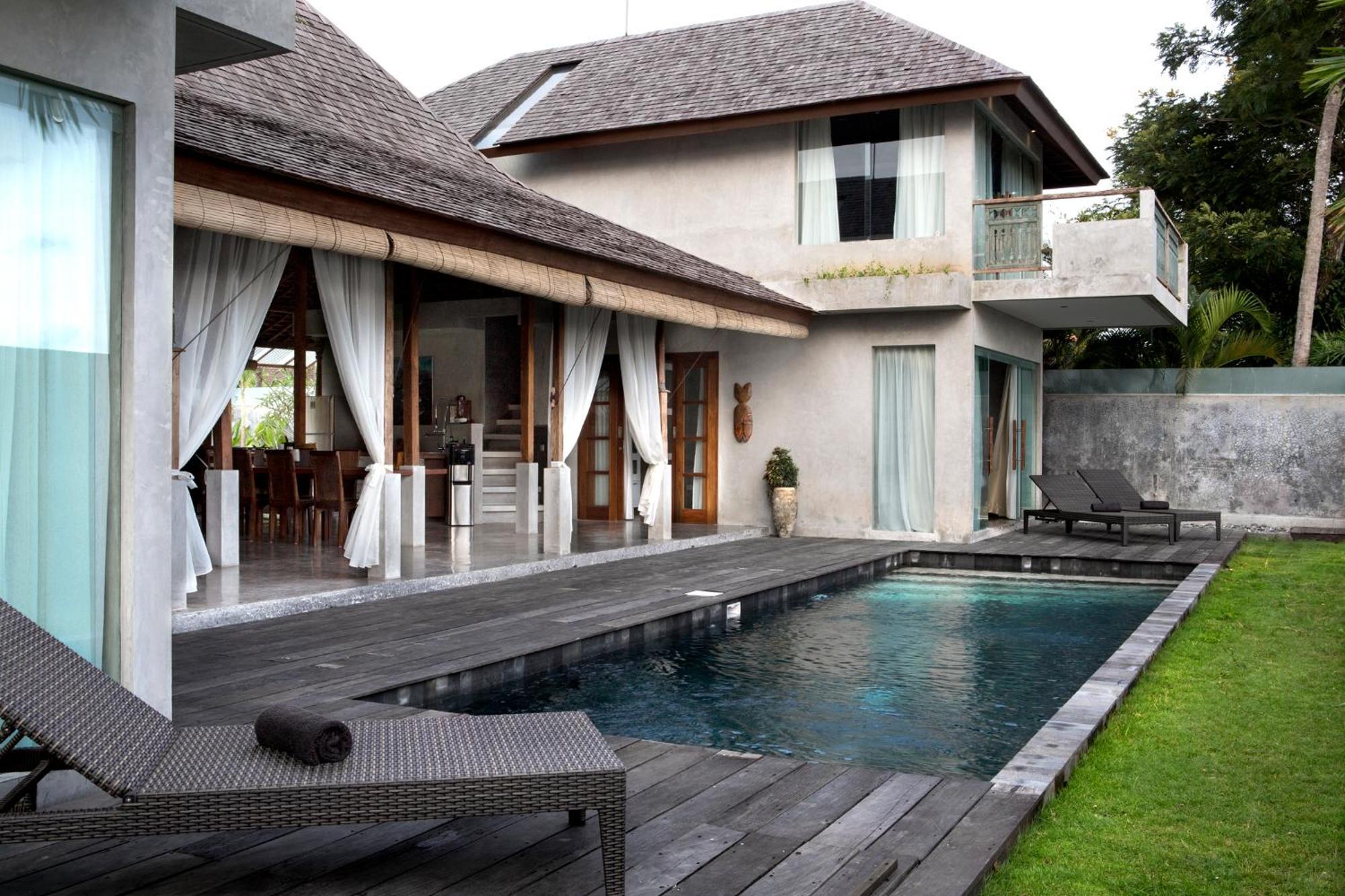 Surflodge Limasan Bali Kerobokan Esterno foto